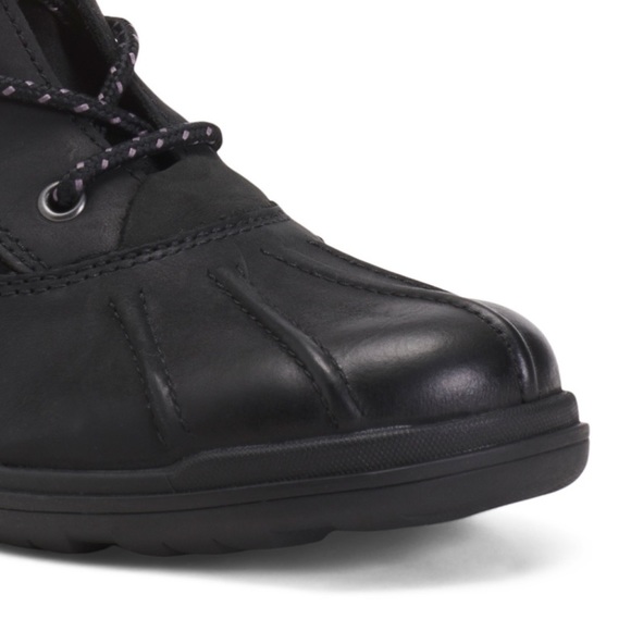 NWT UGG Leather Waterproof Boots with zipper and lace - Picture 5 of 16